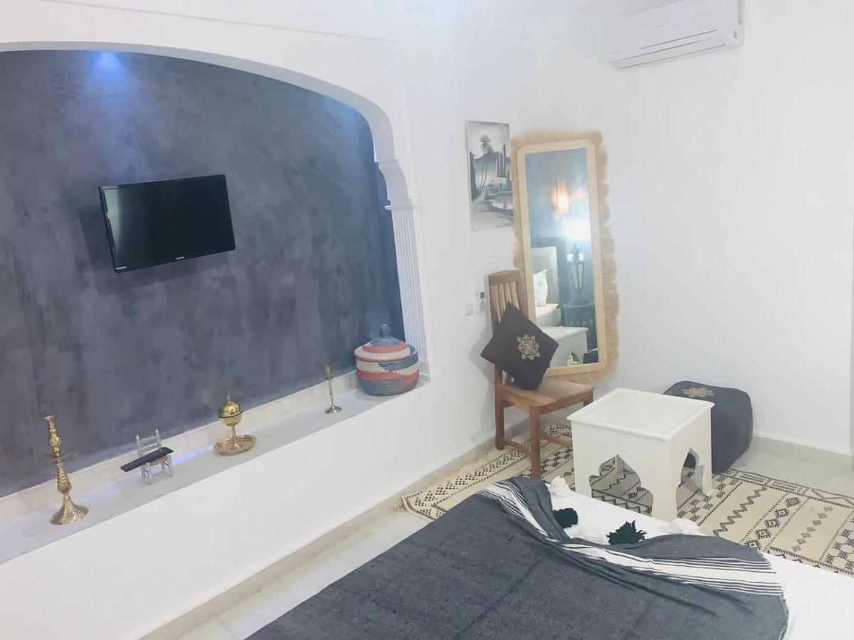 Riad Les Miroirs Marrakesh Buitenkant foto