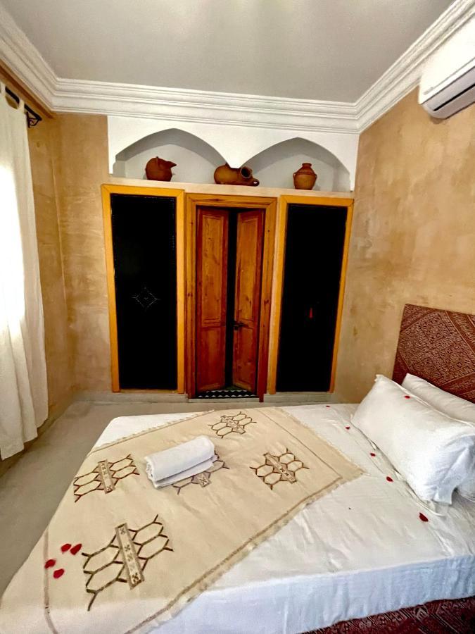 Riad Les Miroirs Marrakesh Buitenkant foto